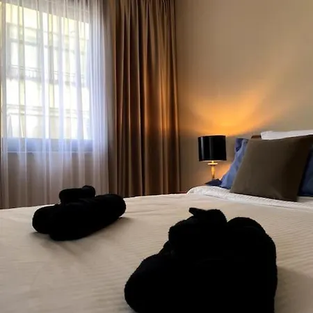 Amary's Тирана